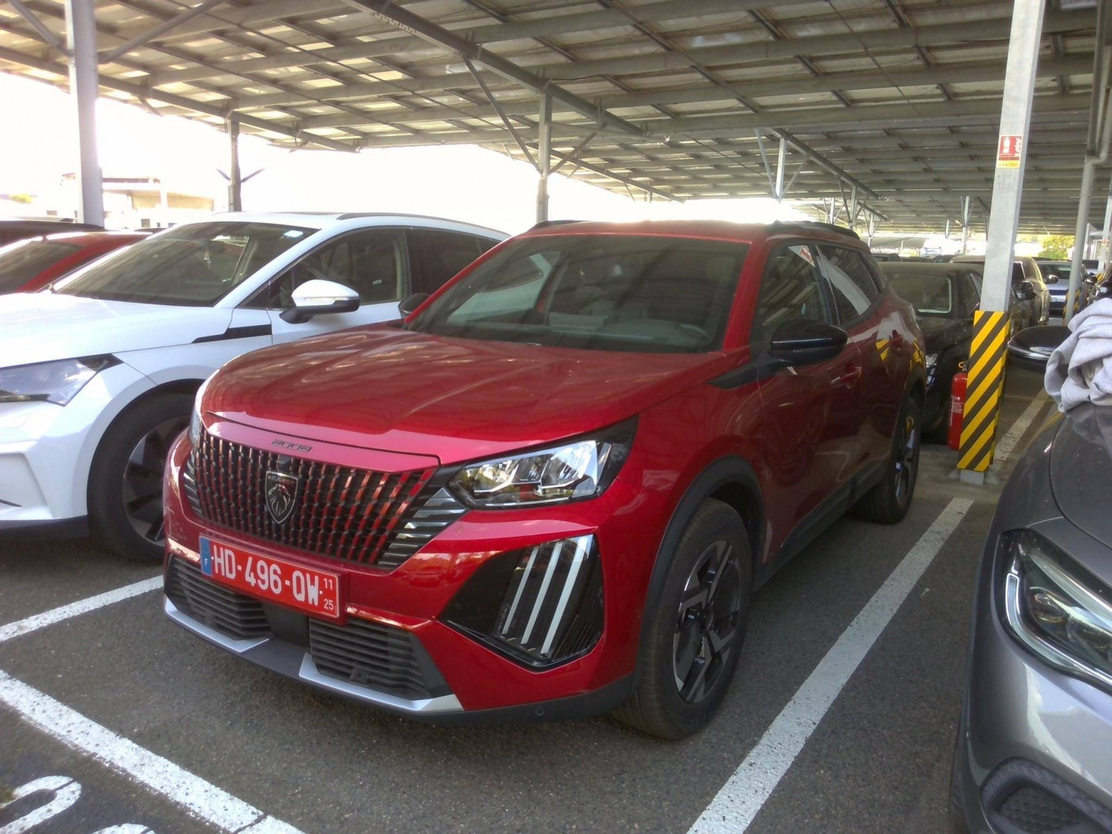 PEUGEOT - 2008 - #851347 - 0