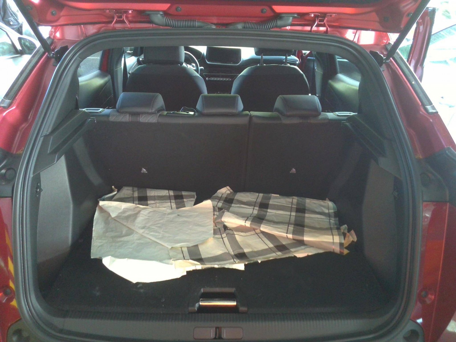 PEUGEOT - 2008 - #851347 - 6