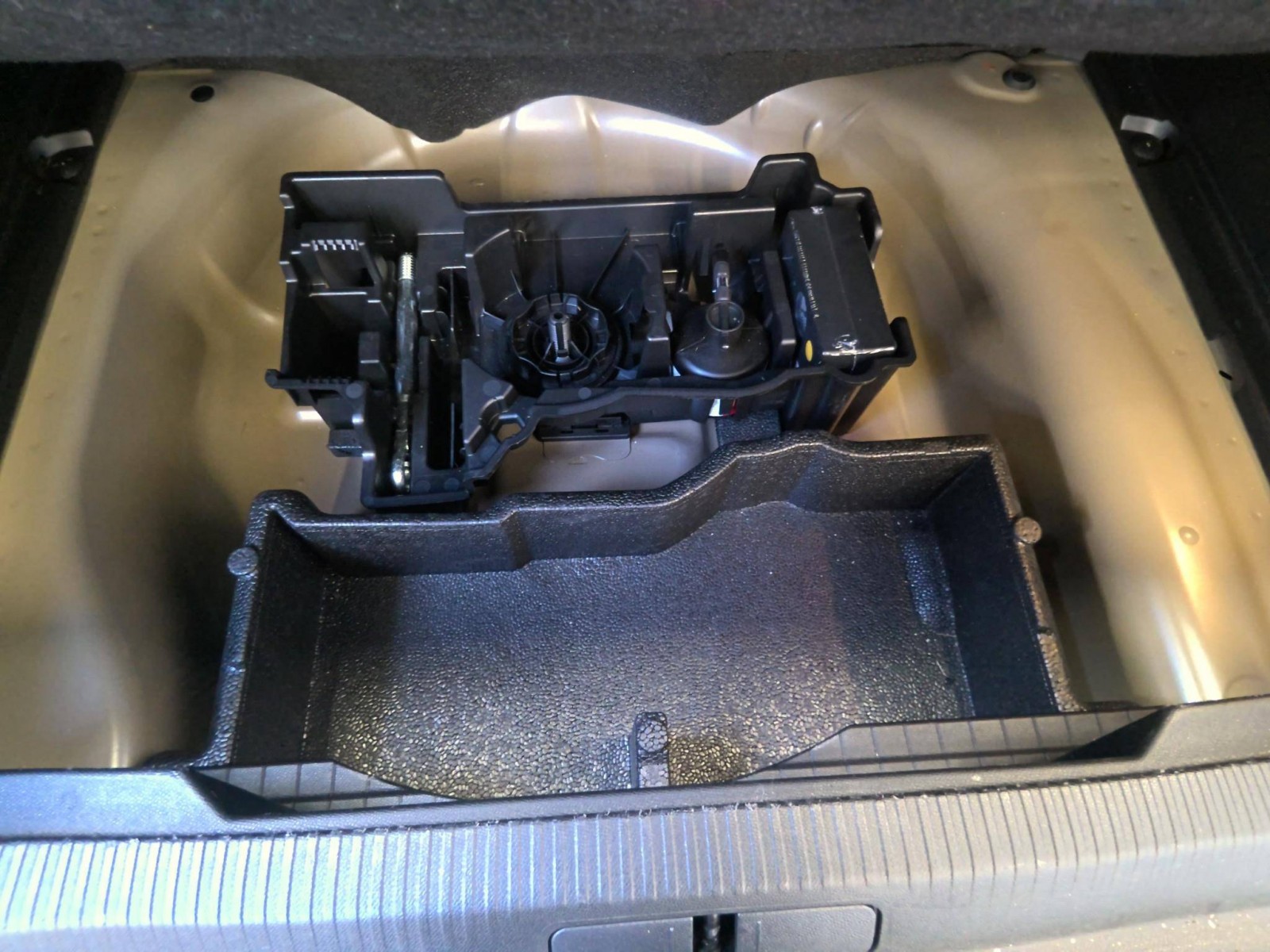 PEUGEOT - 2008 - #851353 - 5