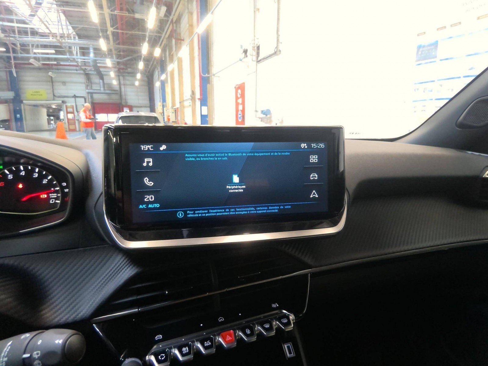 PEUGEOT - 2008 - #851354 - 3