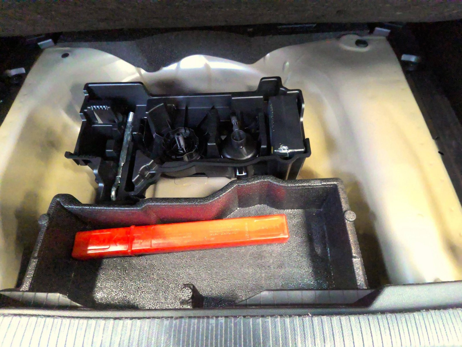 PEUGEOT - 2008 - #851355 - 5