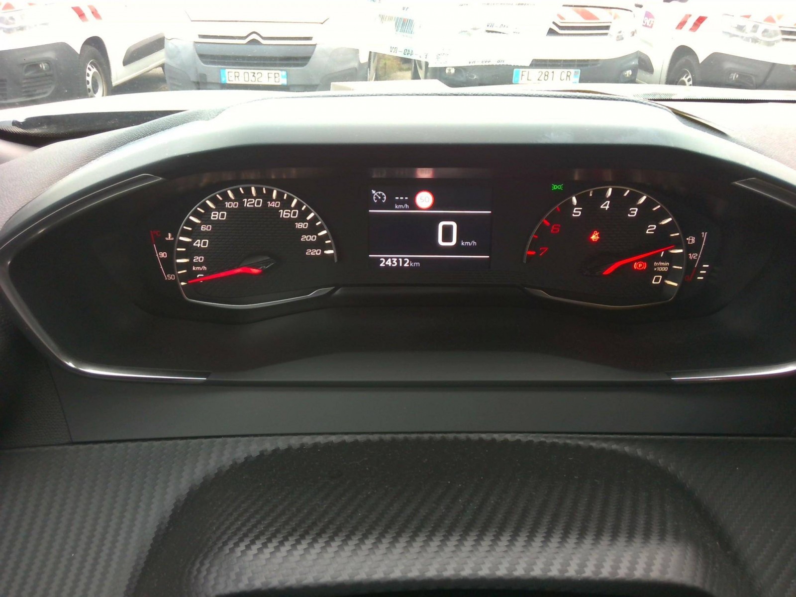 PEUGEOT - 2008 - #851356 - 2