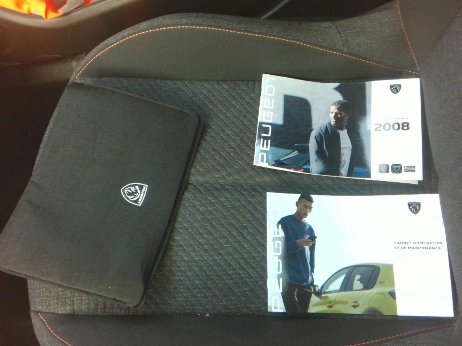 PEUGEOT - 2008 - #851357 - 4