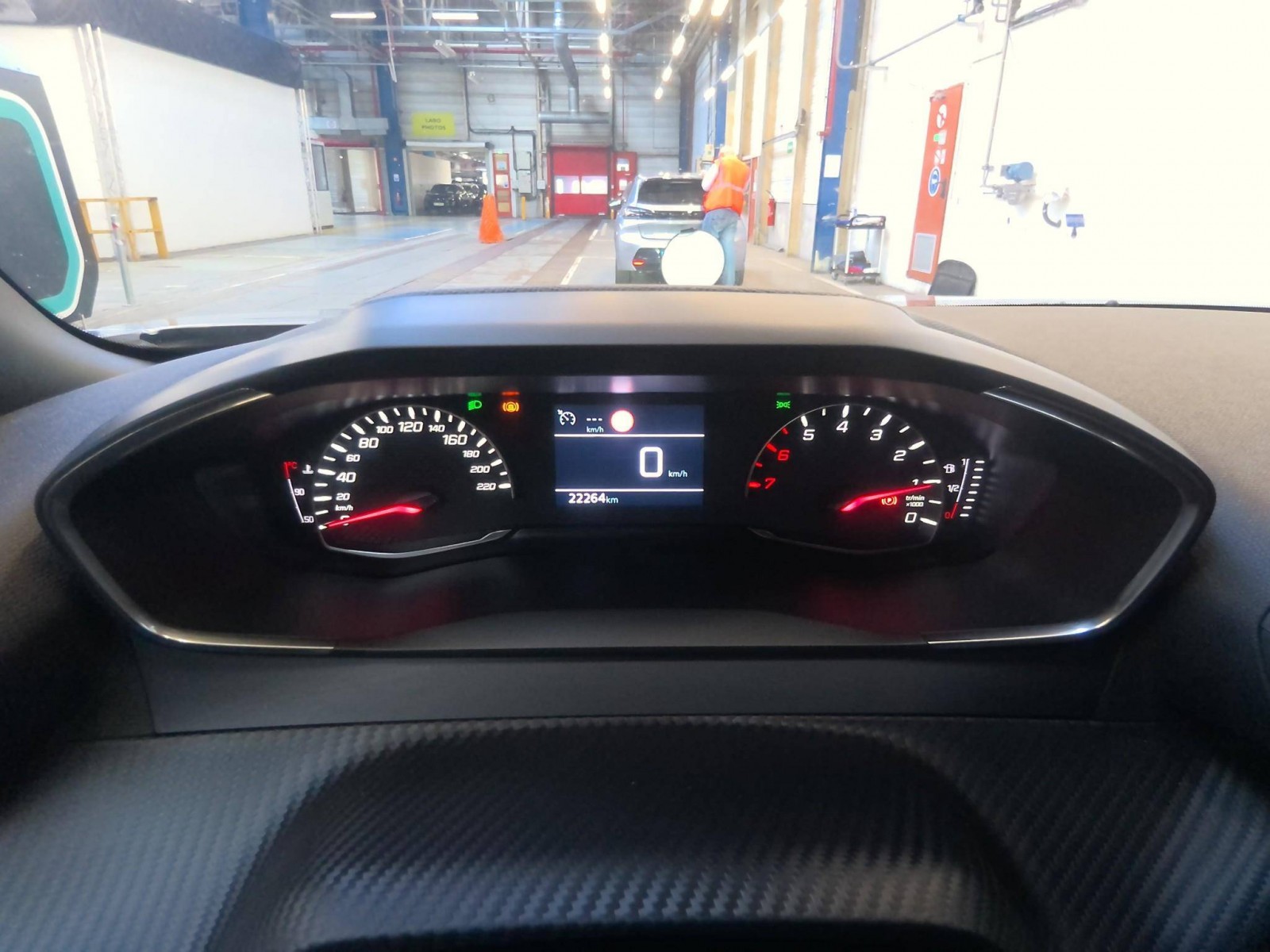 PEUGEOT - 2008 - #851361 - 3