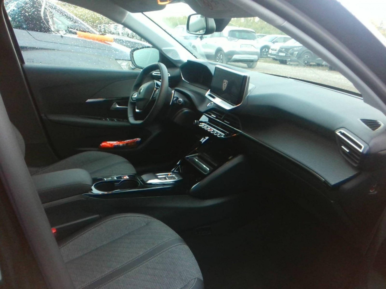 PEUGEOT - 208 - #851368 - 2