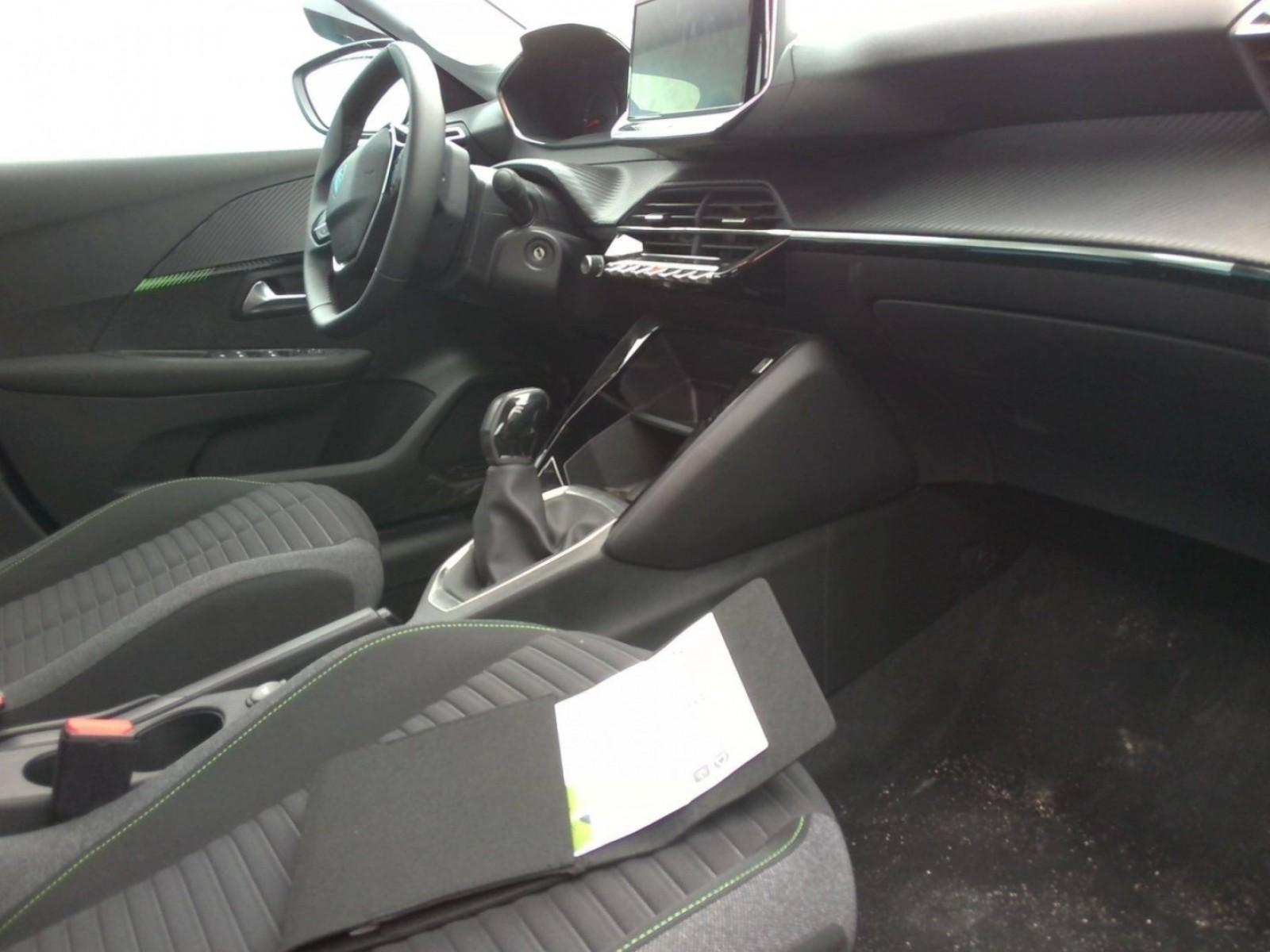 PEUGEOT - 208 - #851367 - 9