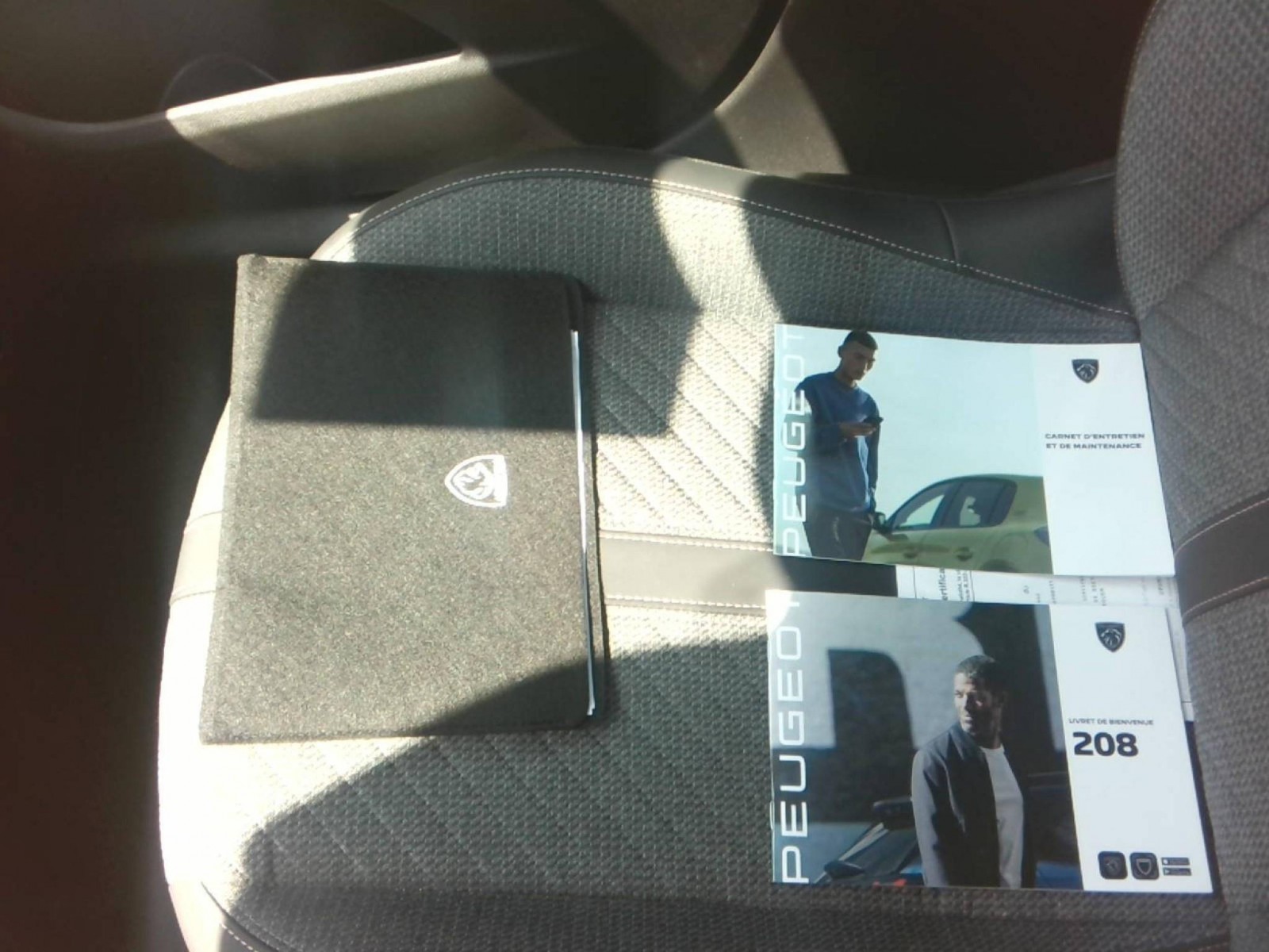 PEUGEOT - 208 - #851380 - 5