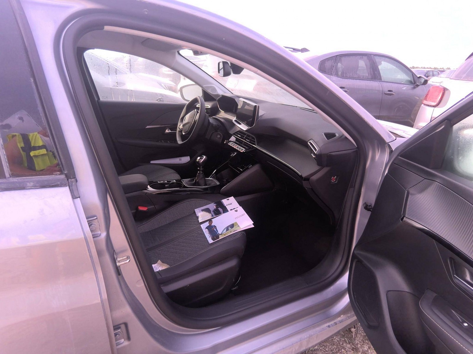 PEUGEOT - 208 - #851381 - 2