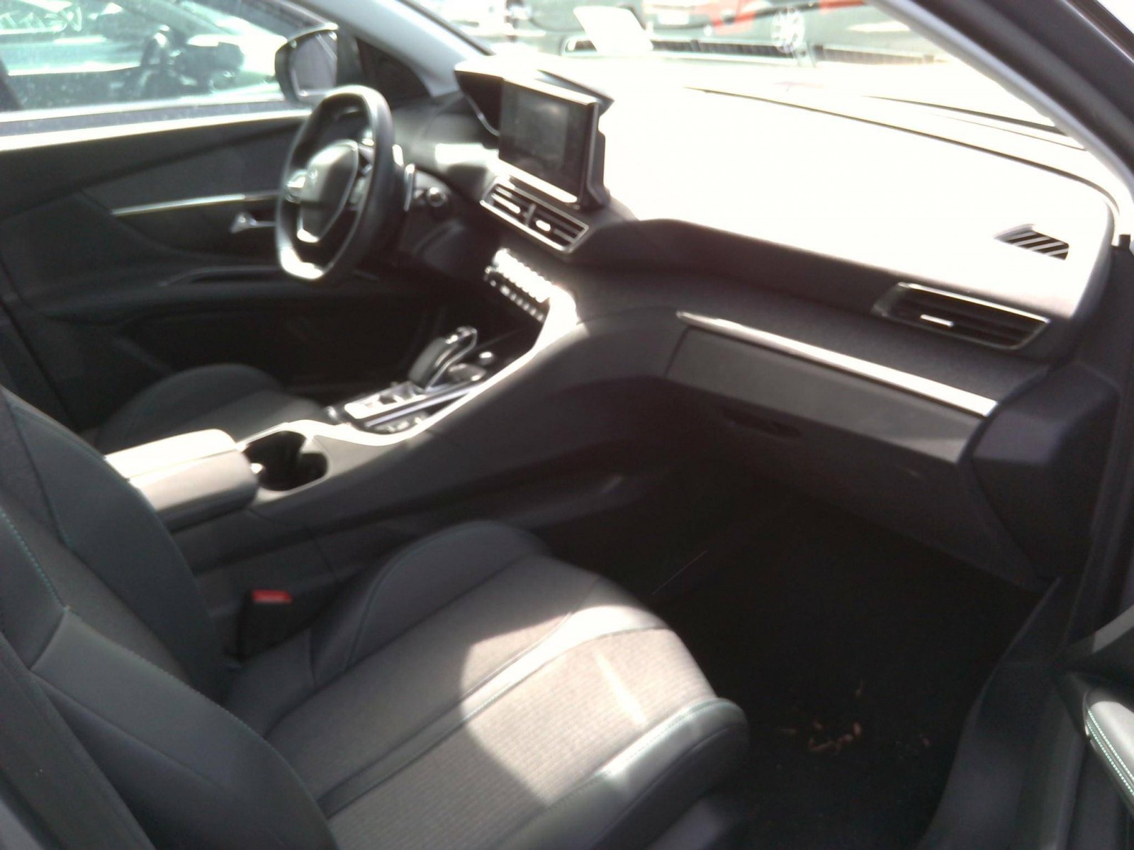 PEUGEOT - 3008 - #851390 - 2