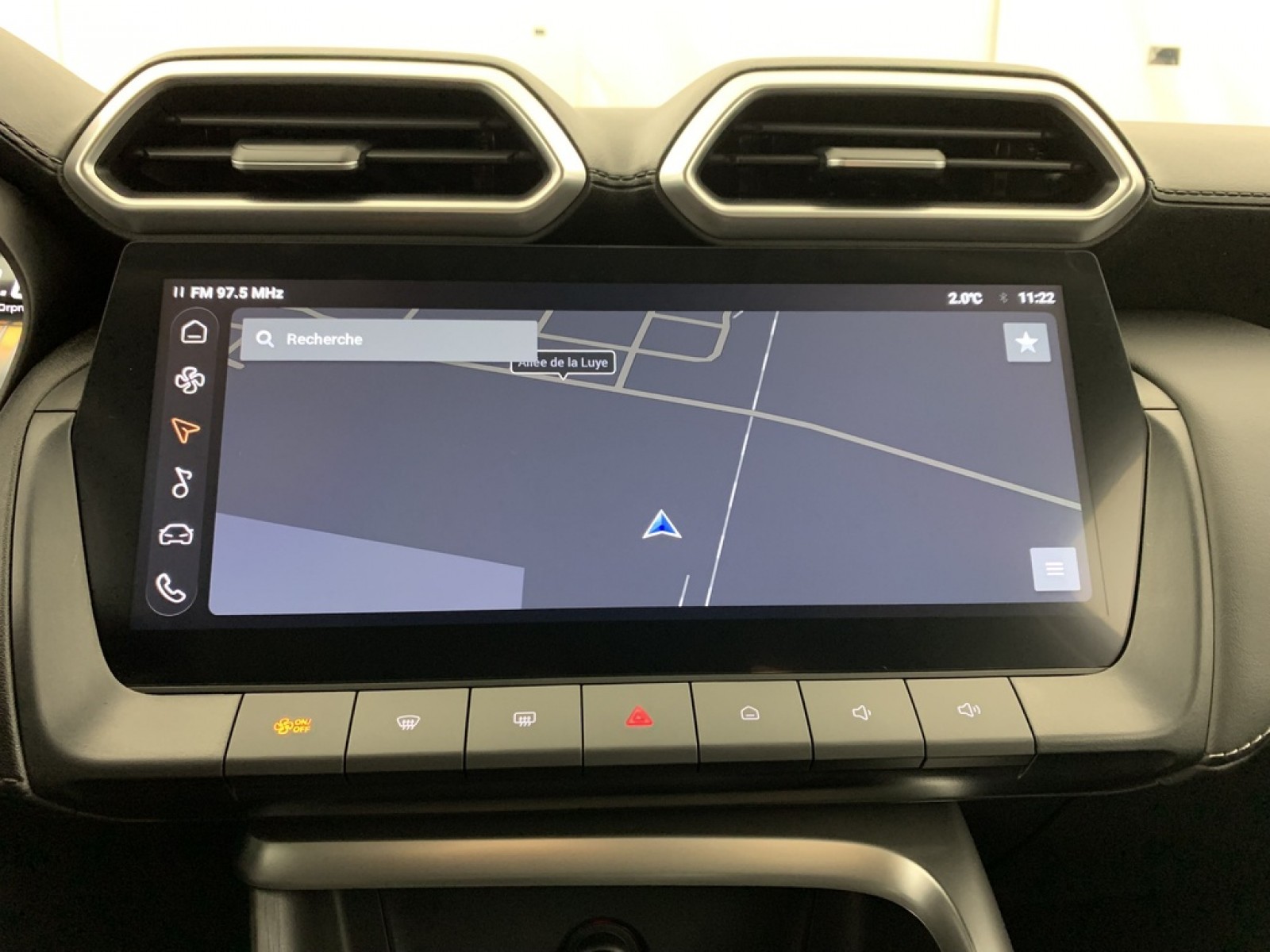 MG - ZS - #850675 - 16