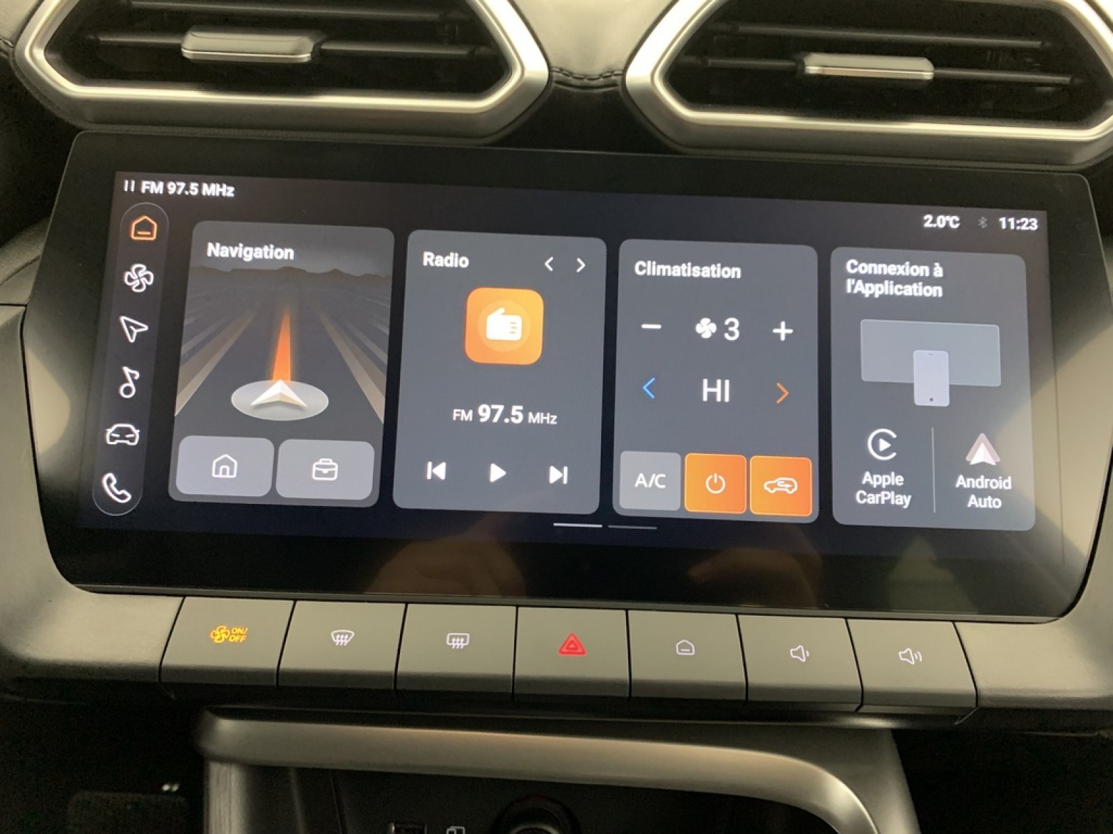 MG - ZS - #850675 - 18