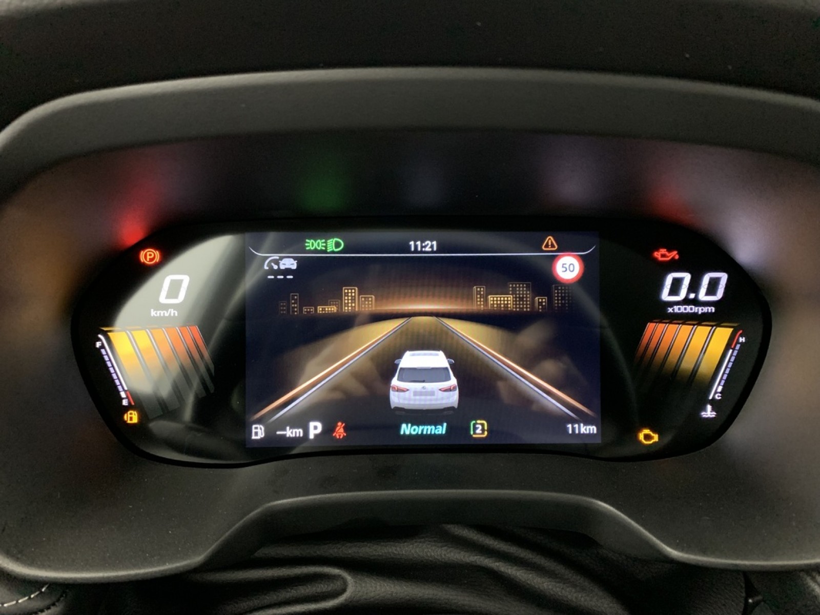 MG - ZS - #850675 - 24