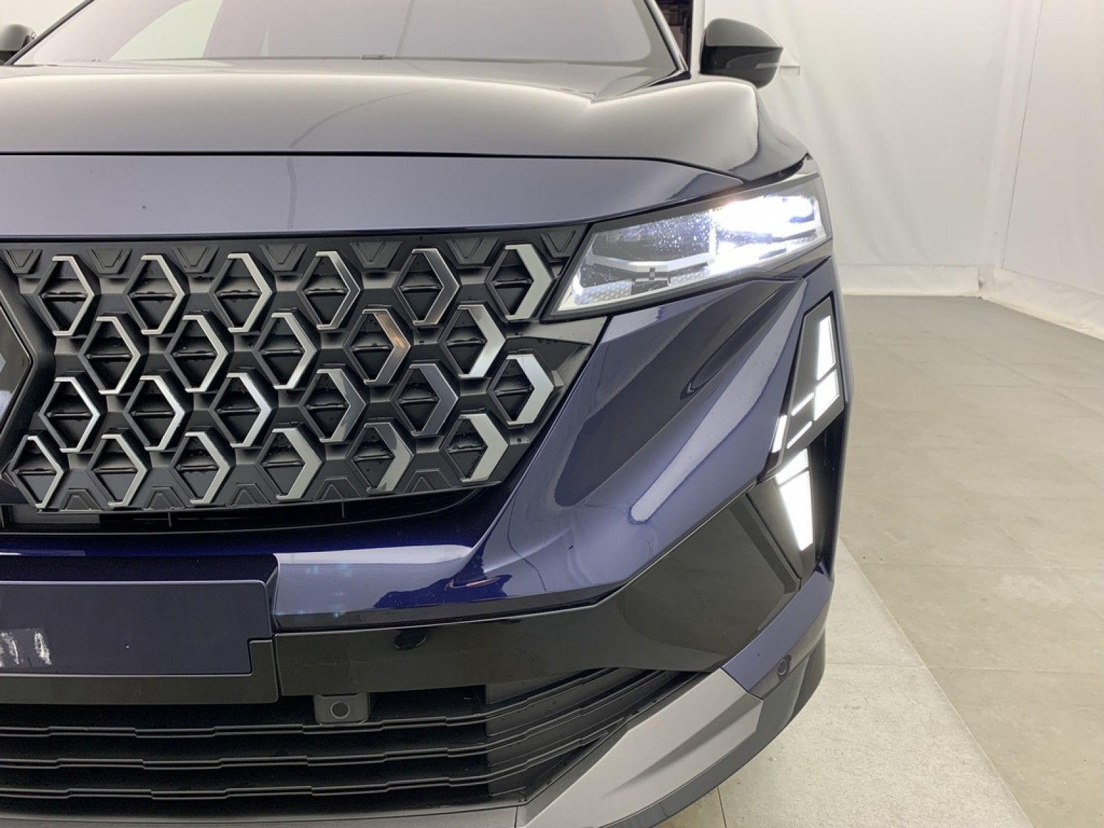 RENAULT - ESPACE VI NOUVEAU - #850320 - 25