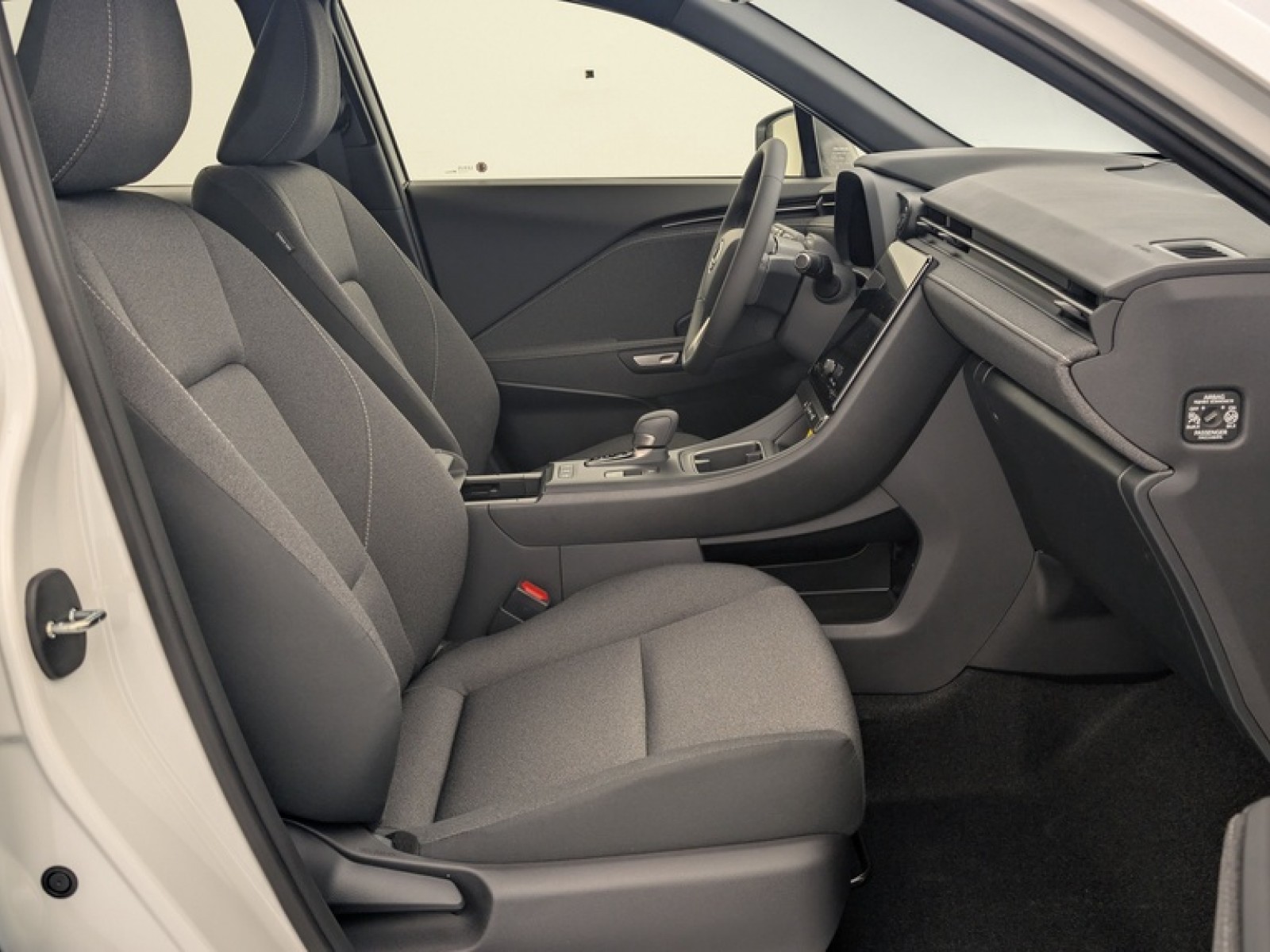 LEXUS - LBX - #850000 - 8