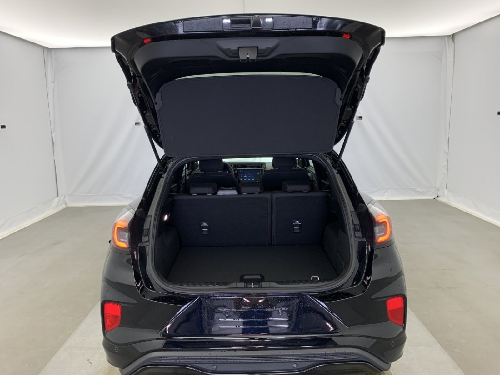 FORD - PUMA - #851601 - 10