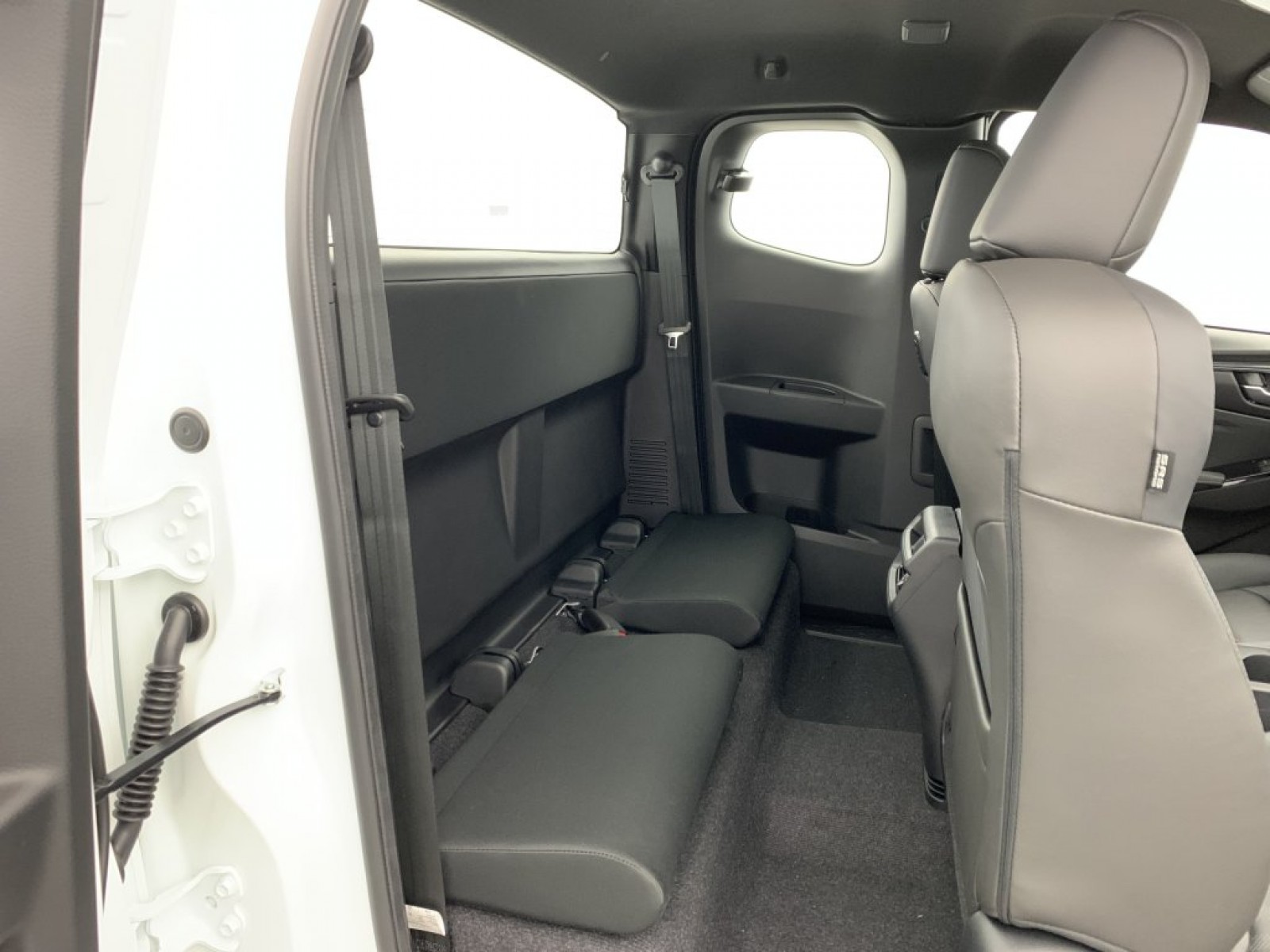 ISUZU - D-MAX - #639510 - 9