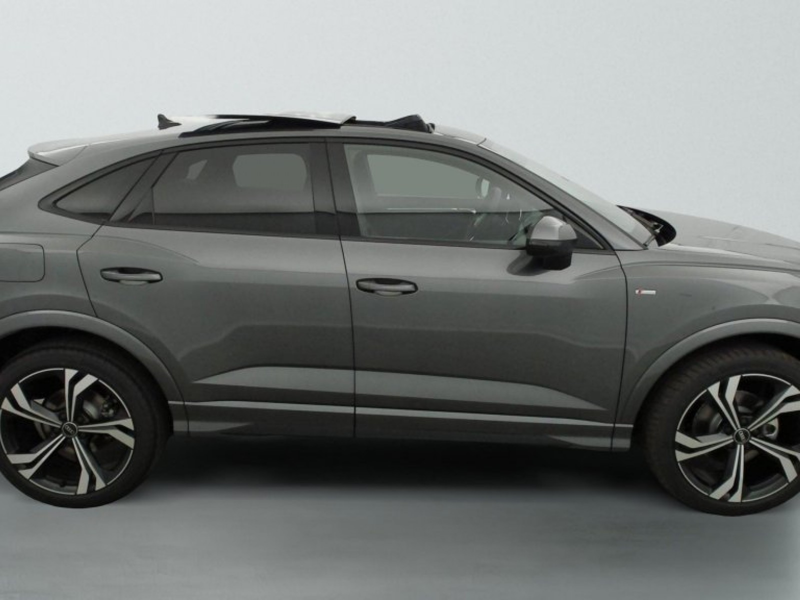 AUDI - Q3 Sportback - #848789 - 8