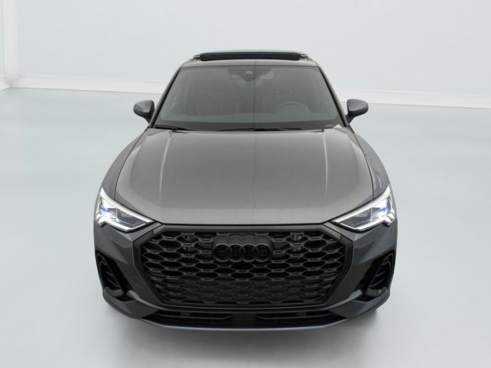 AUDI - Q3 Sportback - #848789 - 1