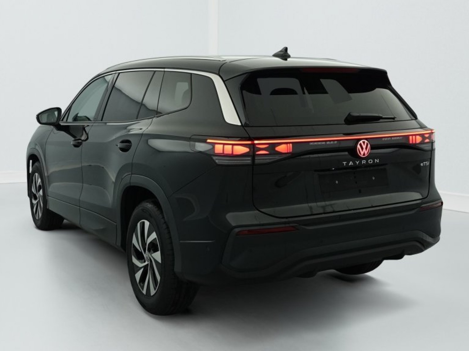 VOLKSWAGEN - Tayron - #842917 - 3