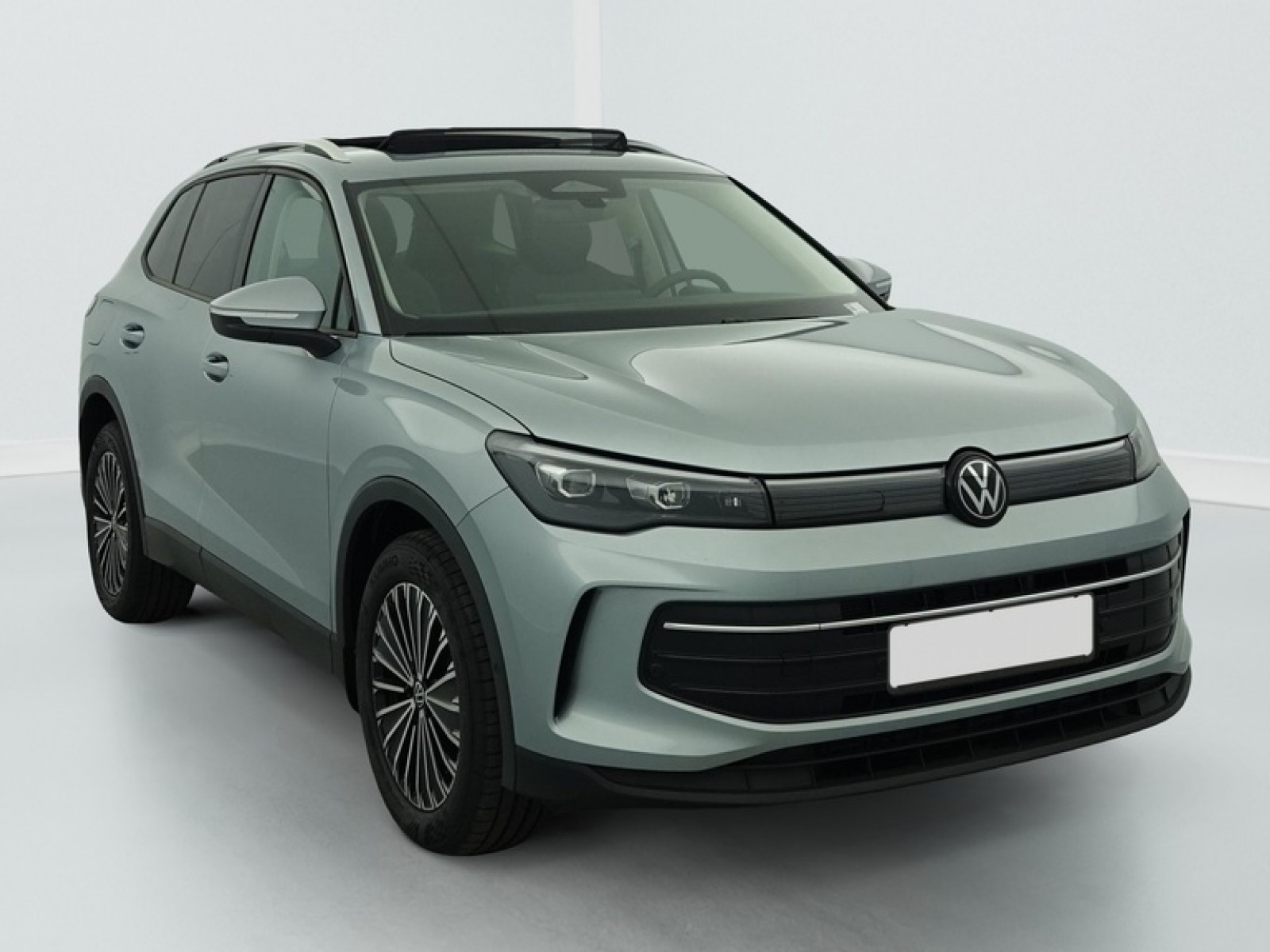 VOLKSWAGEN - TIGUAN NOUVEAU - #844875 - 0