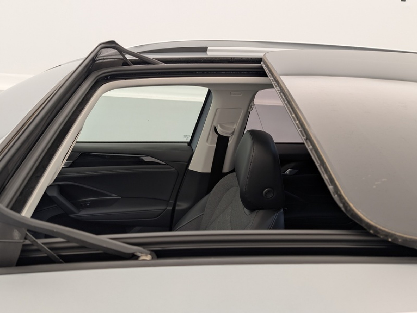 VOLKSWAGEN - TIGUAN NOUVEAU - #844875 - 27