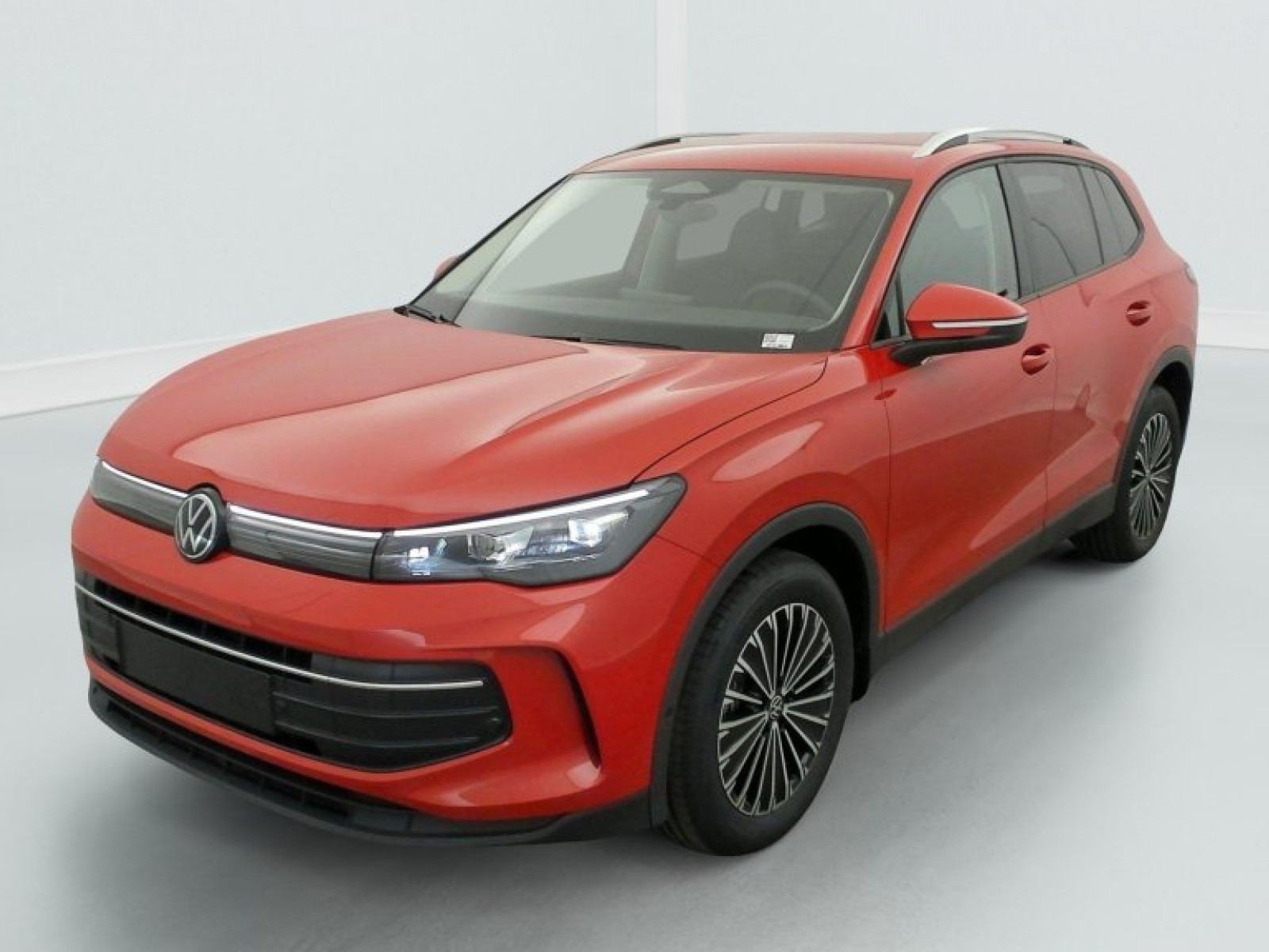 VOLKSWAGEN - TIGUAN NOUVEAU - #848805 - 2