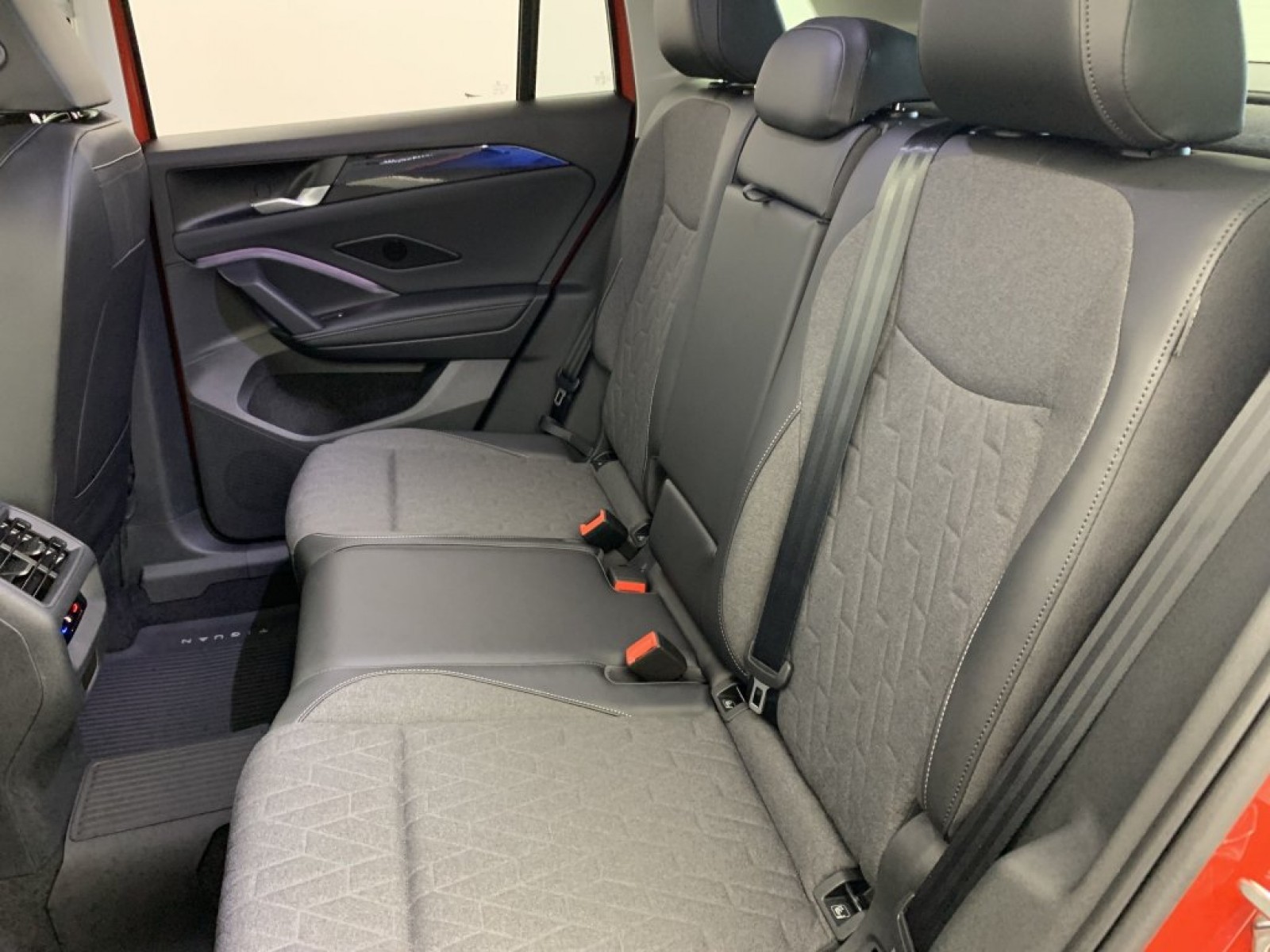 VOLKSWAGEN - TIGUAN NOUVEAU - #848805 - 17