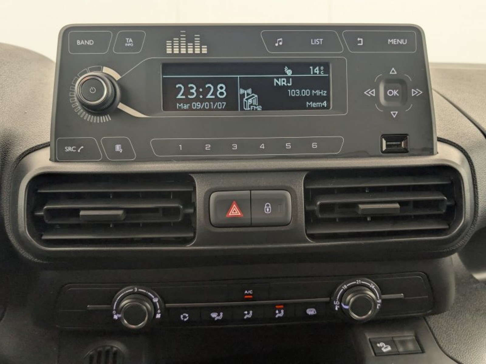 CITROEN - BERLINGO VAN - #846437 - 34