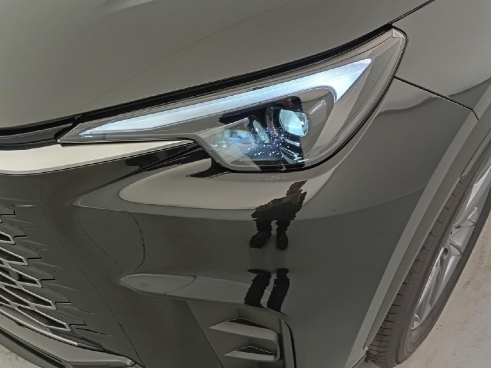 LEXUS - LBX - #849091 - 18