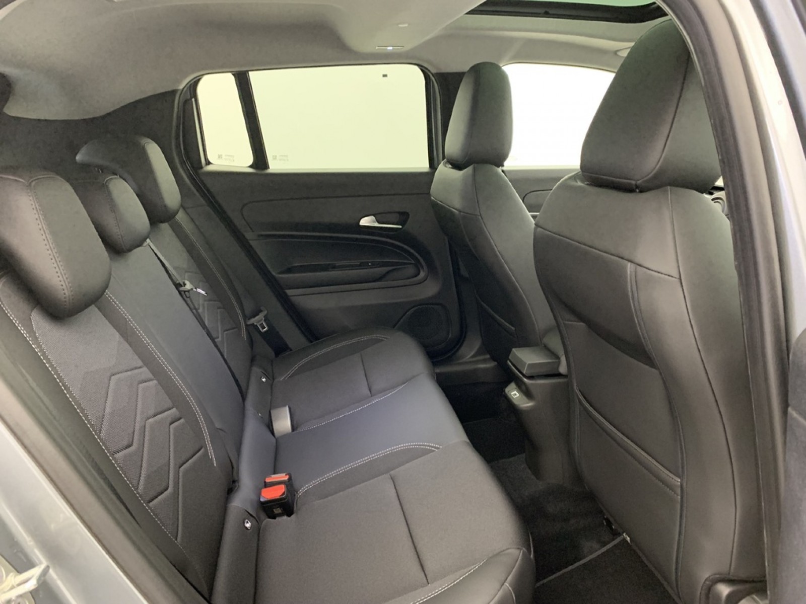 JEEP - Avenger - #846338 - 9