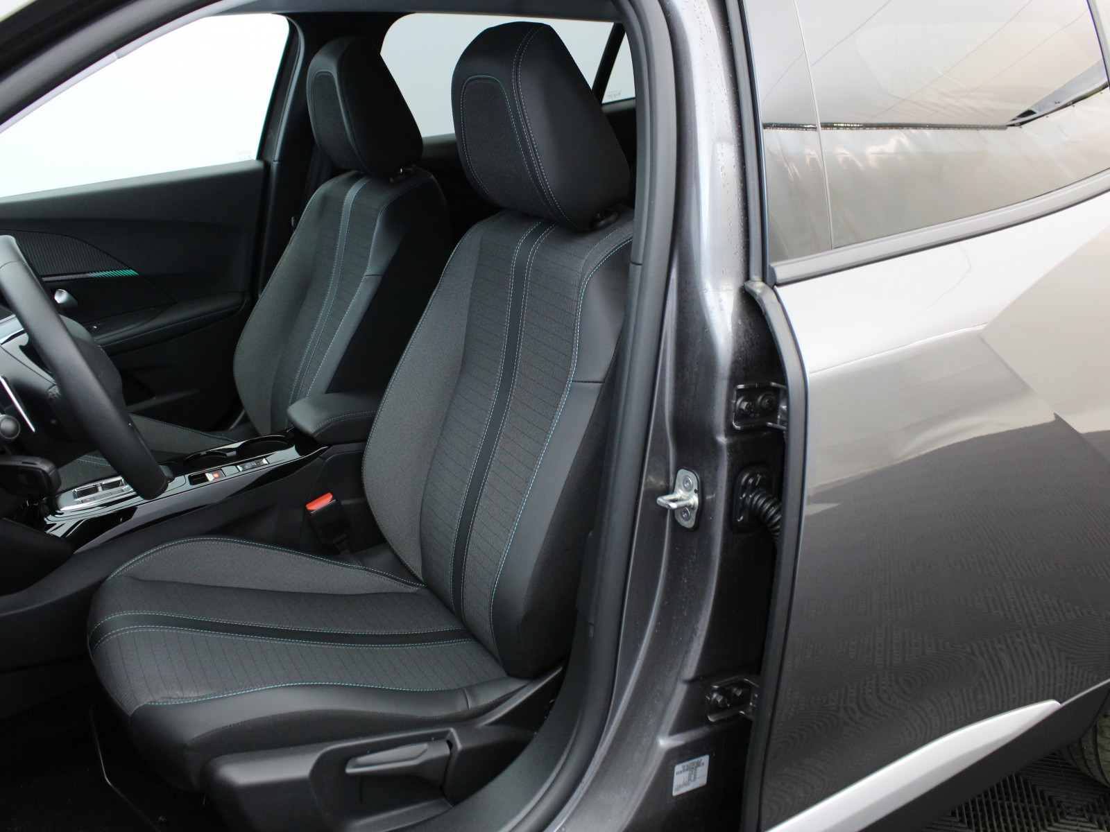 PEUGEOT - 2008 - #172382 - 7