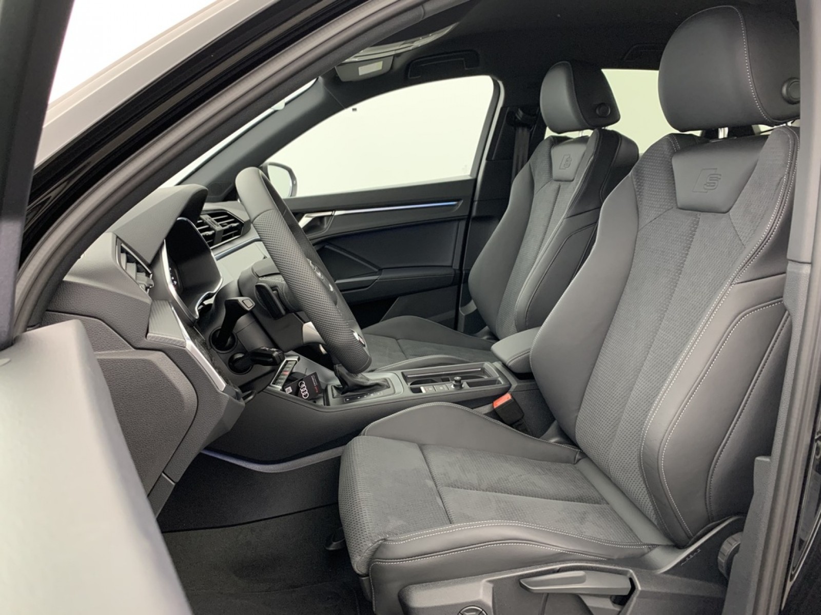 AUDI - Q3 Sportback - #847798 - 23