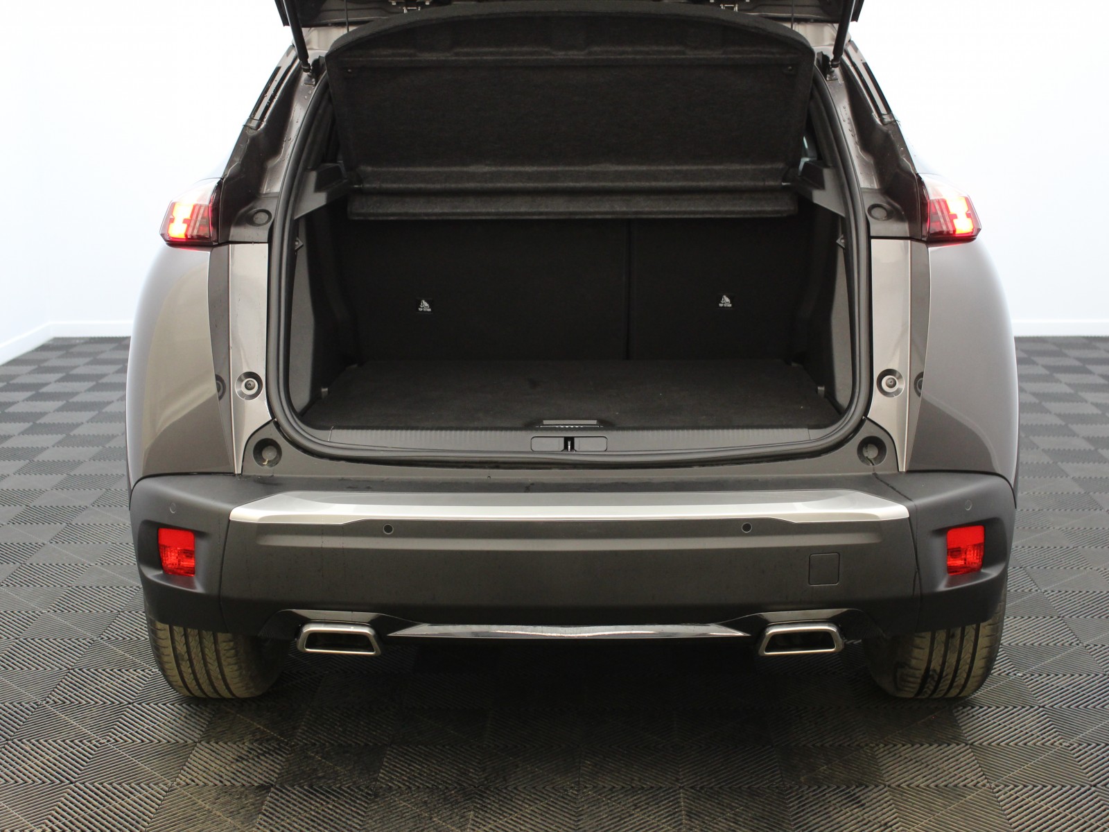 PEUGEOT - 2008 - #172382 - 13
