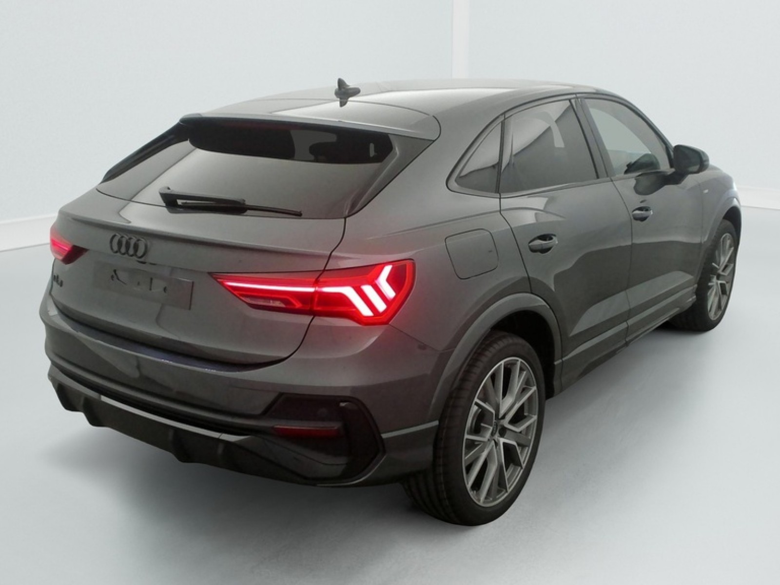 AUDI - Q3 Sportback - #847799 - 6