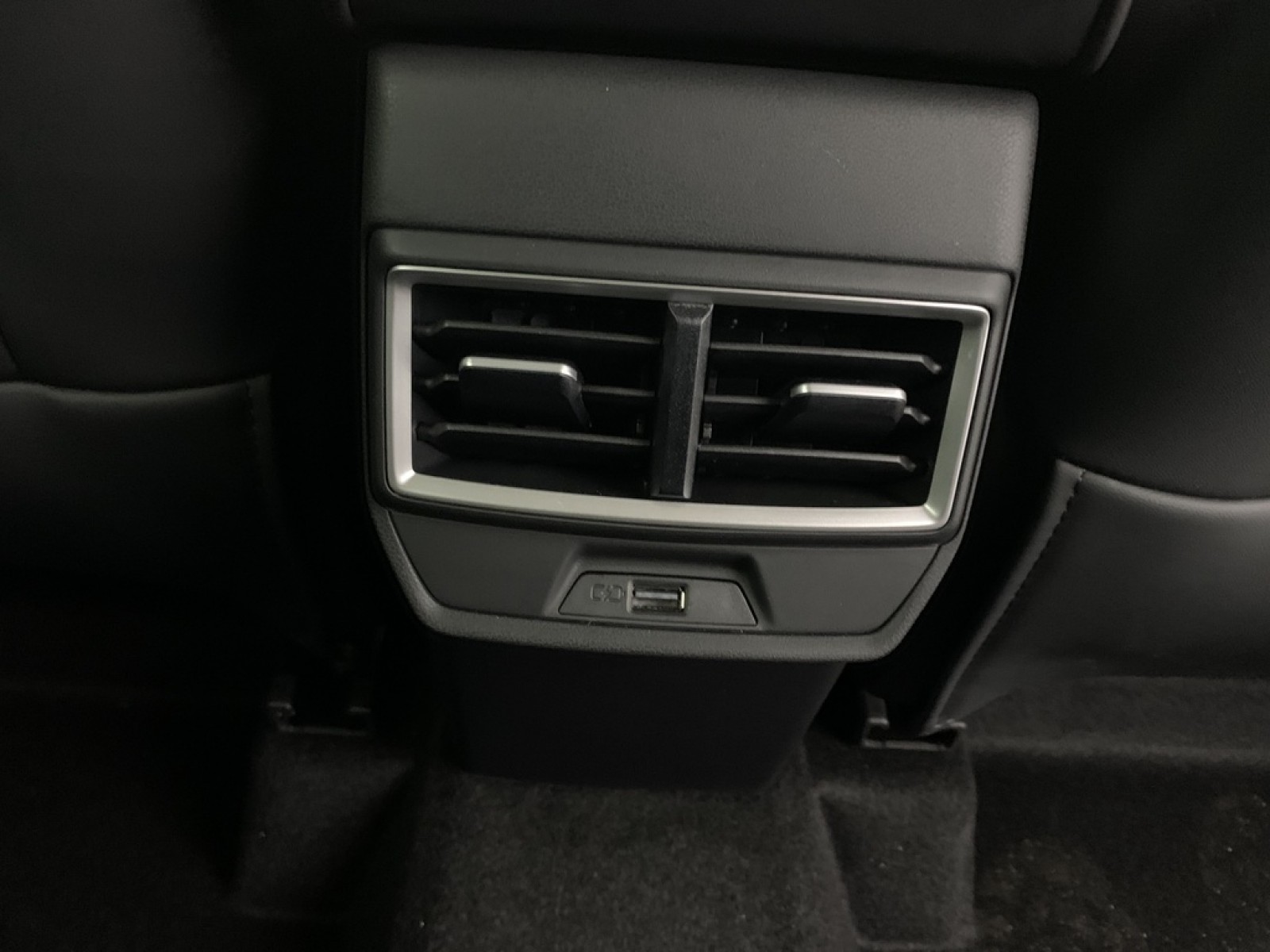 MG - ZS - #850671 - 15