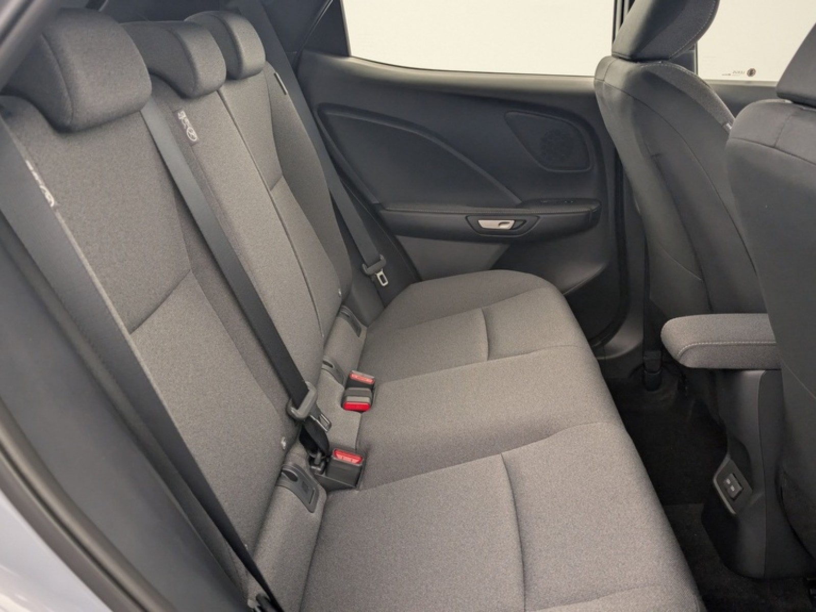 LEXUS - LBX - #850003 - 9