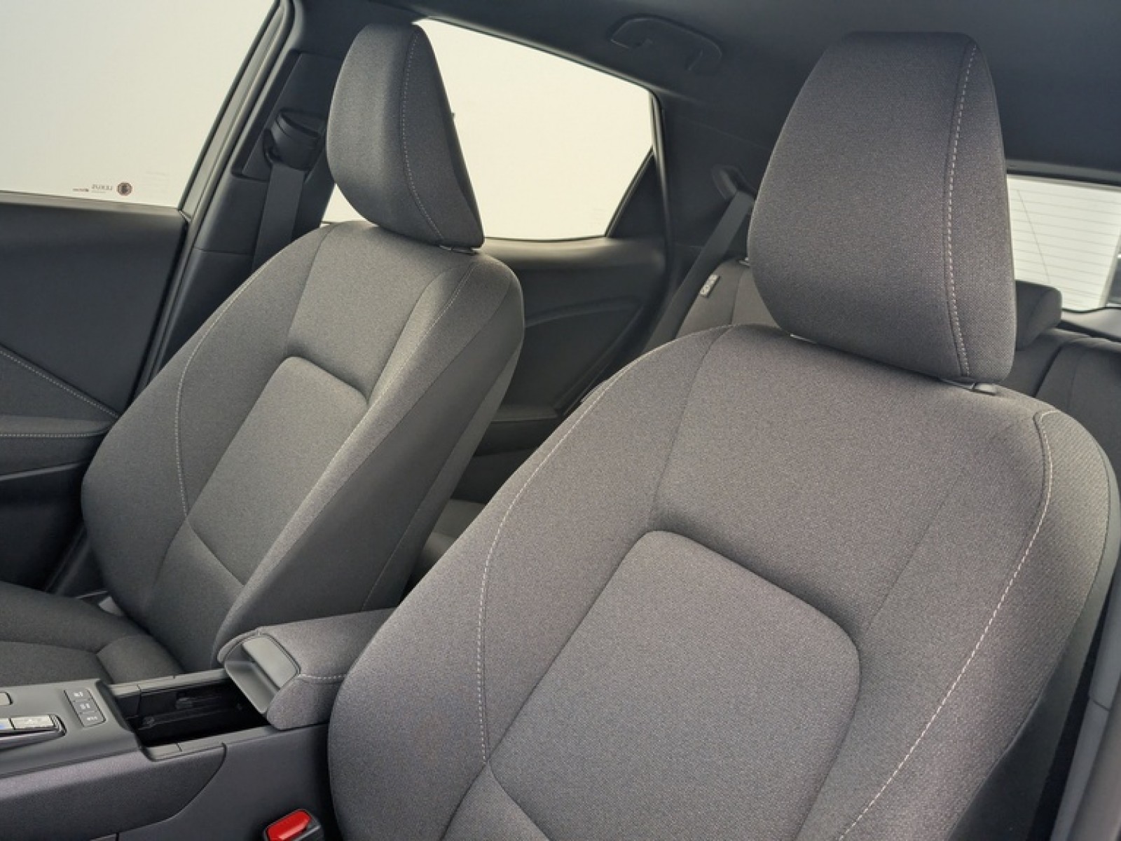 LEXUS - LBX - #850003 - 15