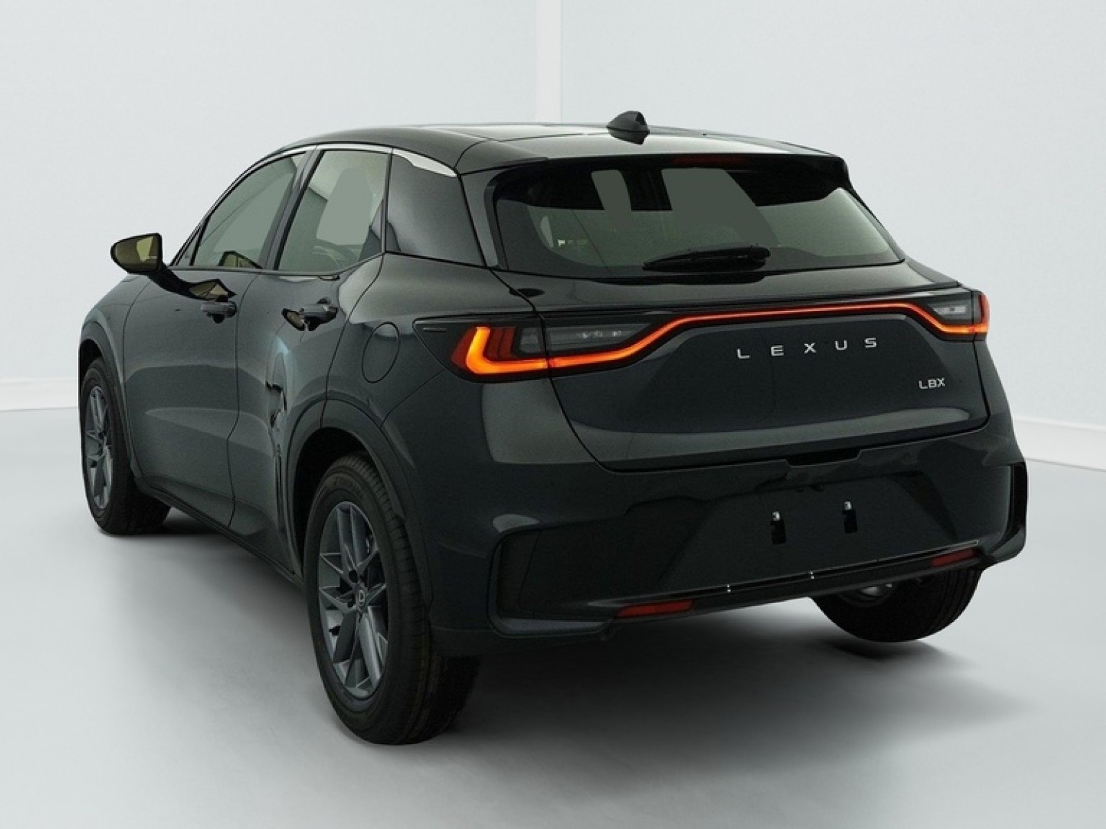 LEXUS - LBX - #850008 - 3