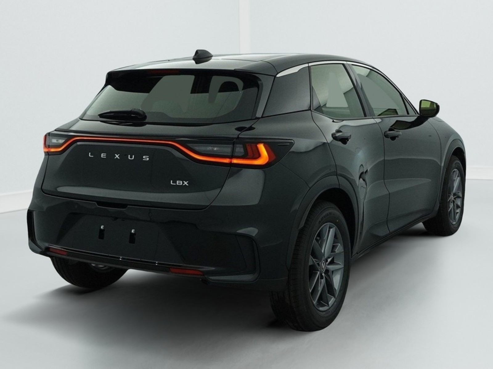 LEXUS - LBX - #850008 - 5
