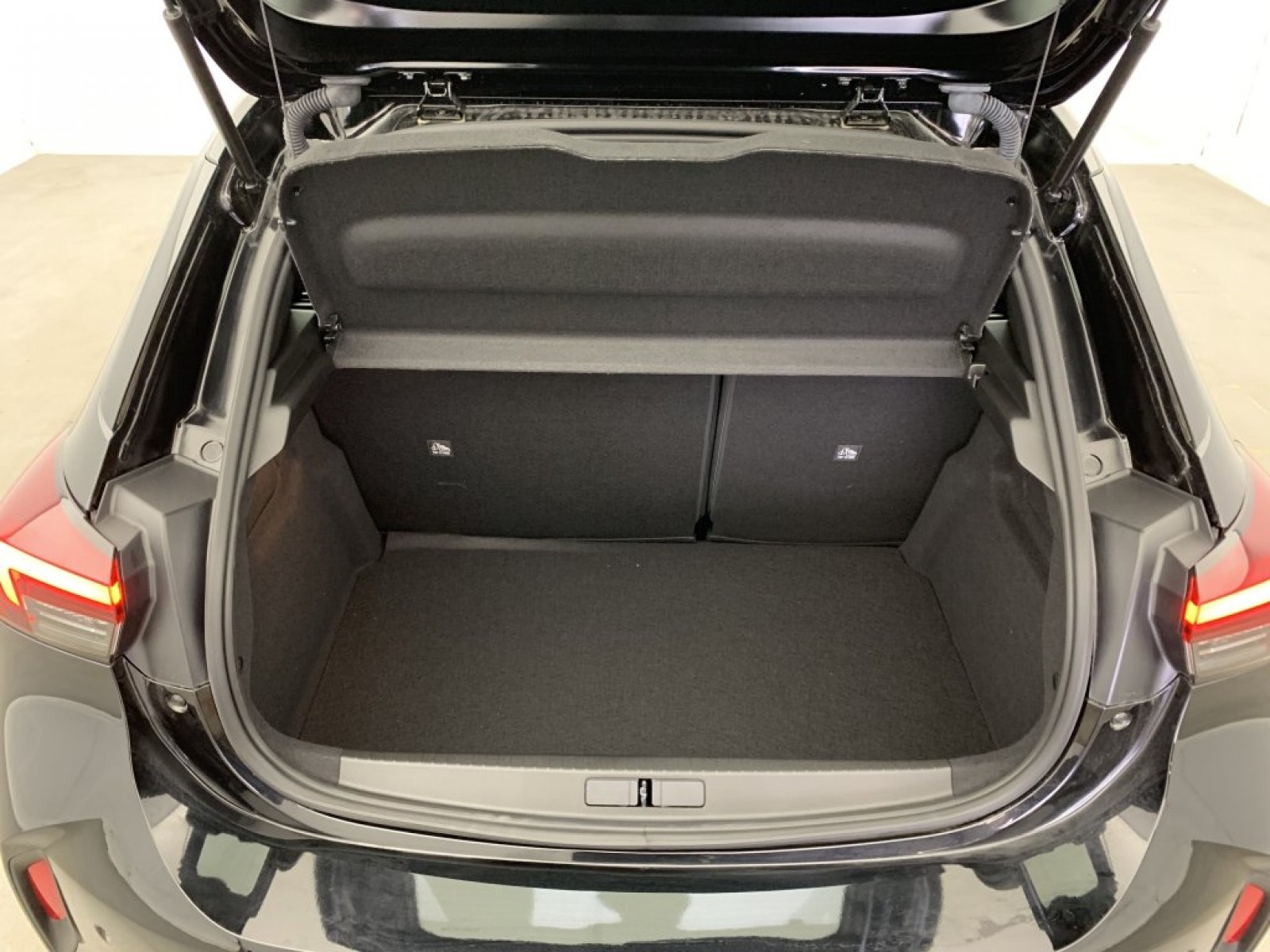 OPEL - Corsa - #847111 - 23