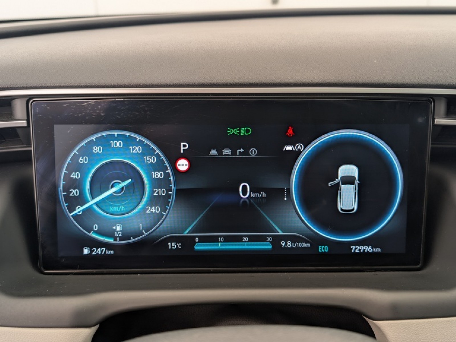 HYUNDAI - Tucson - #852672 - 23