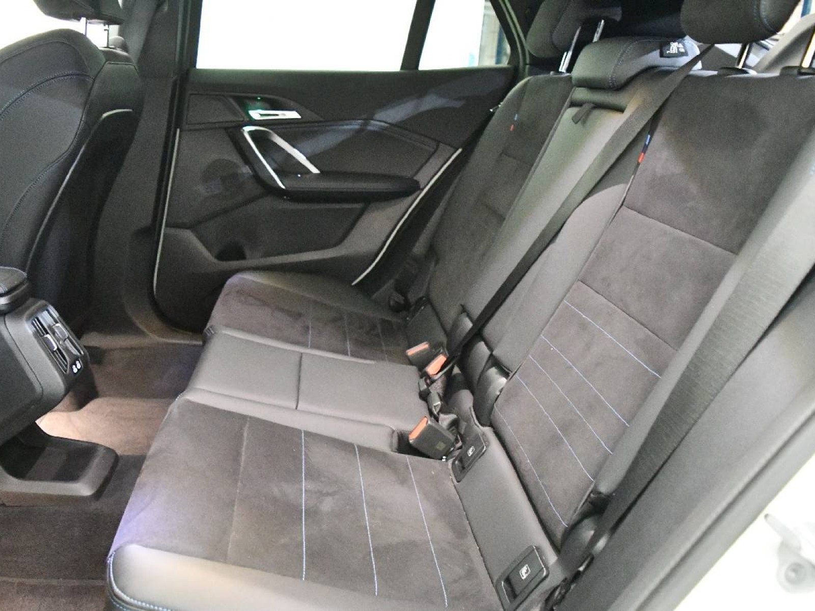 BMW - X2 U10 - #852675 - 19