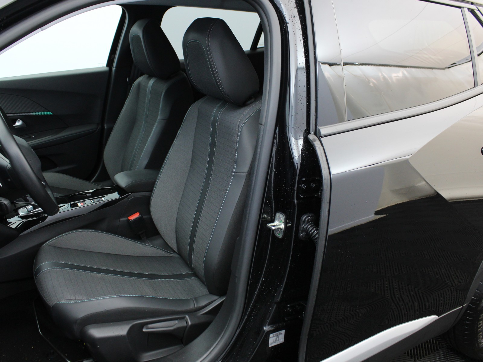 PEUGEOT - 2008 - #172373 - 7