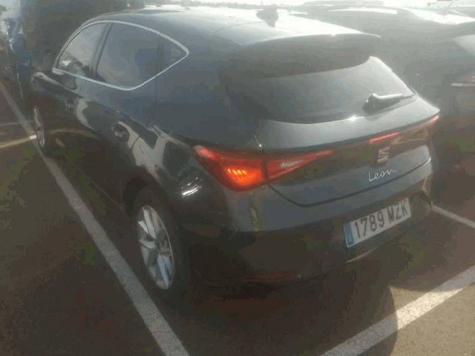 SEAT - LEON - #852931 - 3