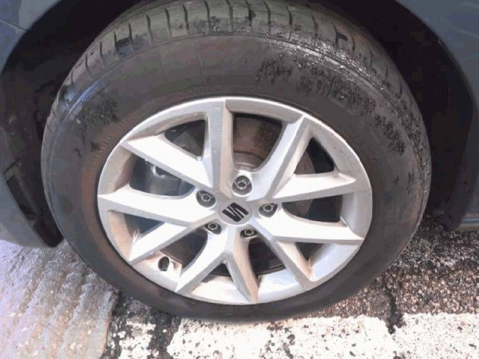 SEAT - LEON - #852816 - 10