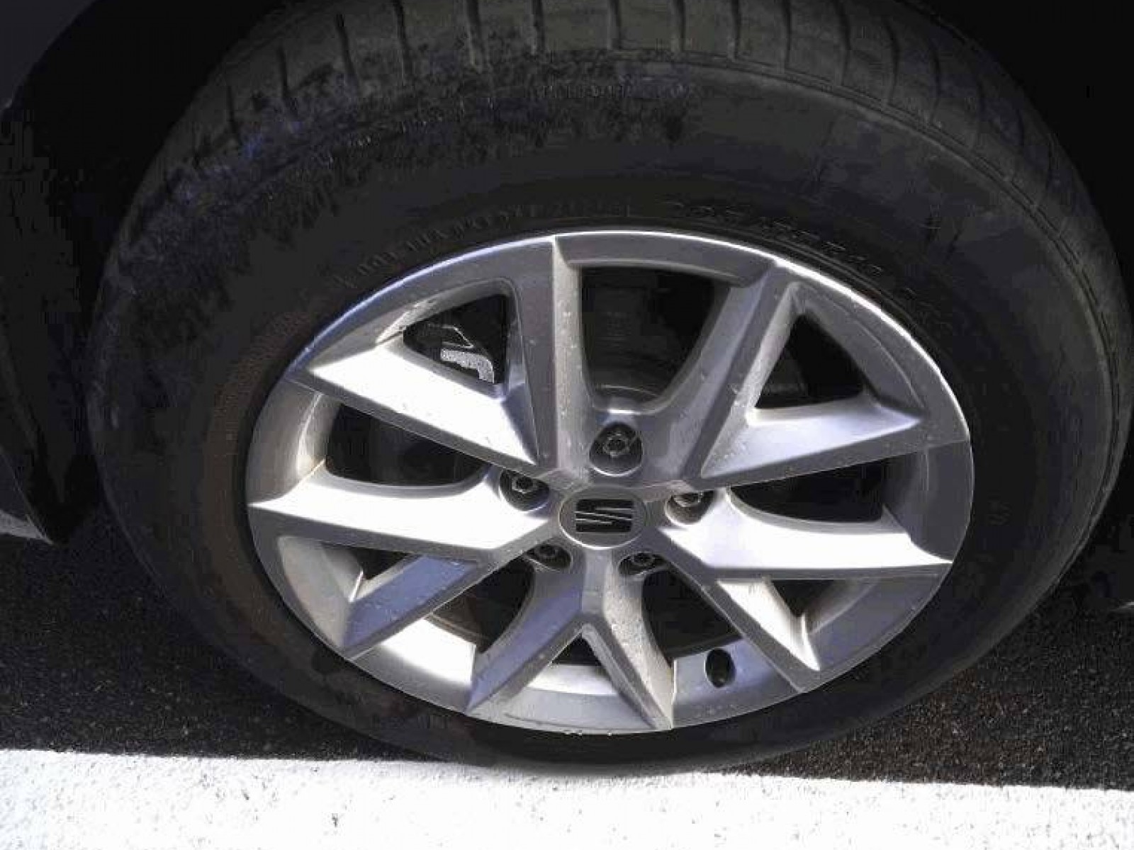 SEAT - LEON - #852816 - 24