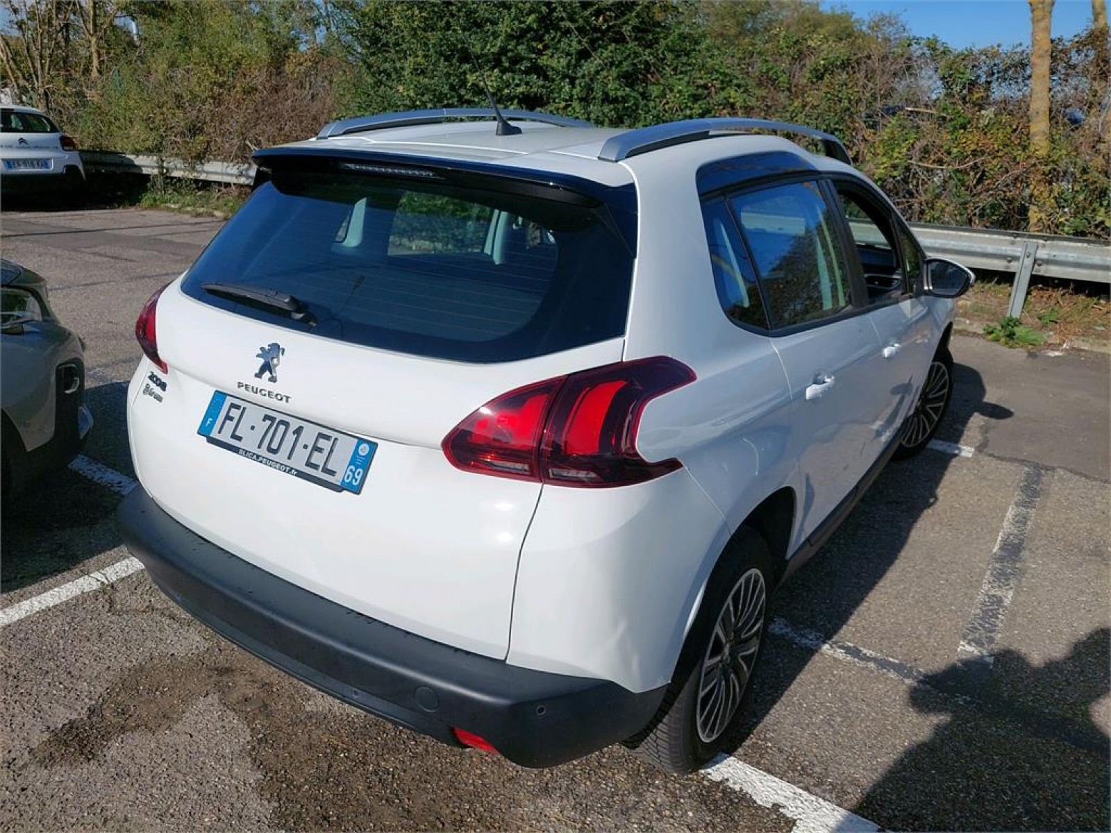PEUGEOT - 2008 BUSINESS - #182116 - 3