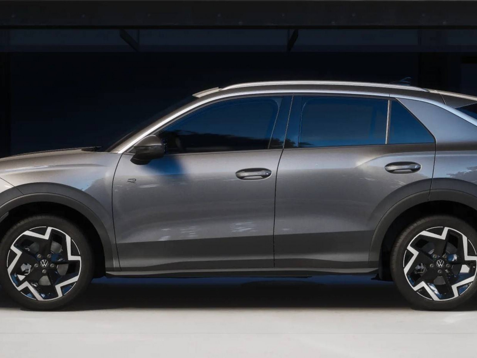 VOLKSWAGEN - T-ROC - #849365 - 1