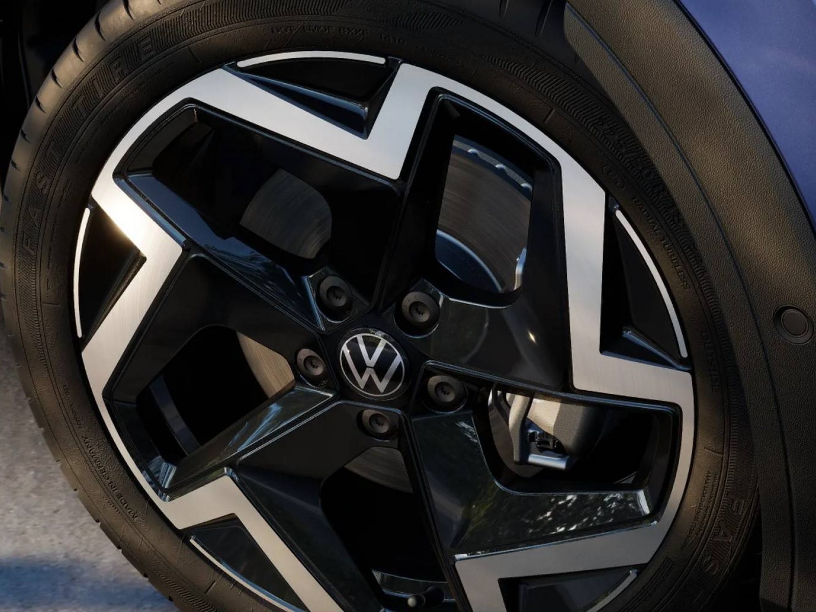 VOLKSWAGEN - T-ROC - #849368 - 5