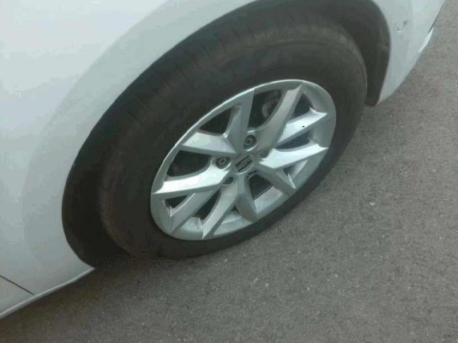 SEAT - LEON - #853479 - 26